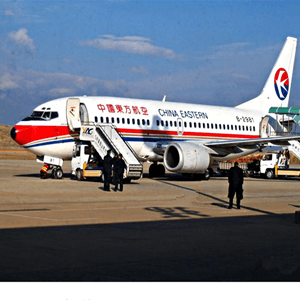 泸州云龙机场空运航空快运业稳步发展的原因是什么？